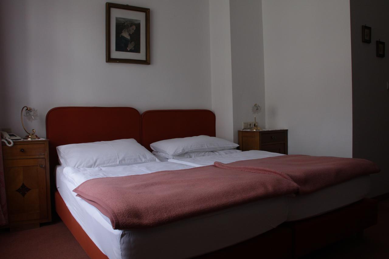 Hotel Restaurant Wachauerhof Spitz an der Donau Екстер'єр фото