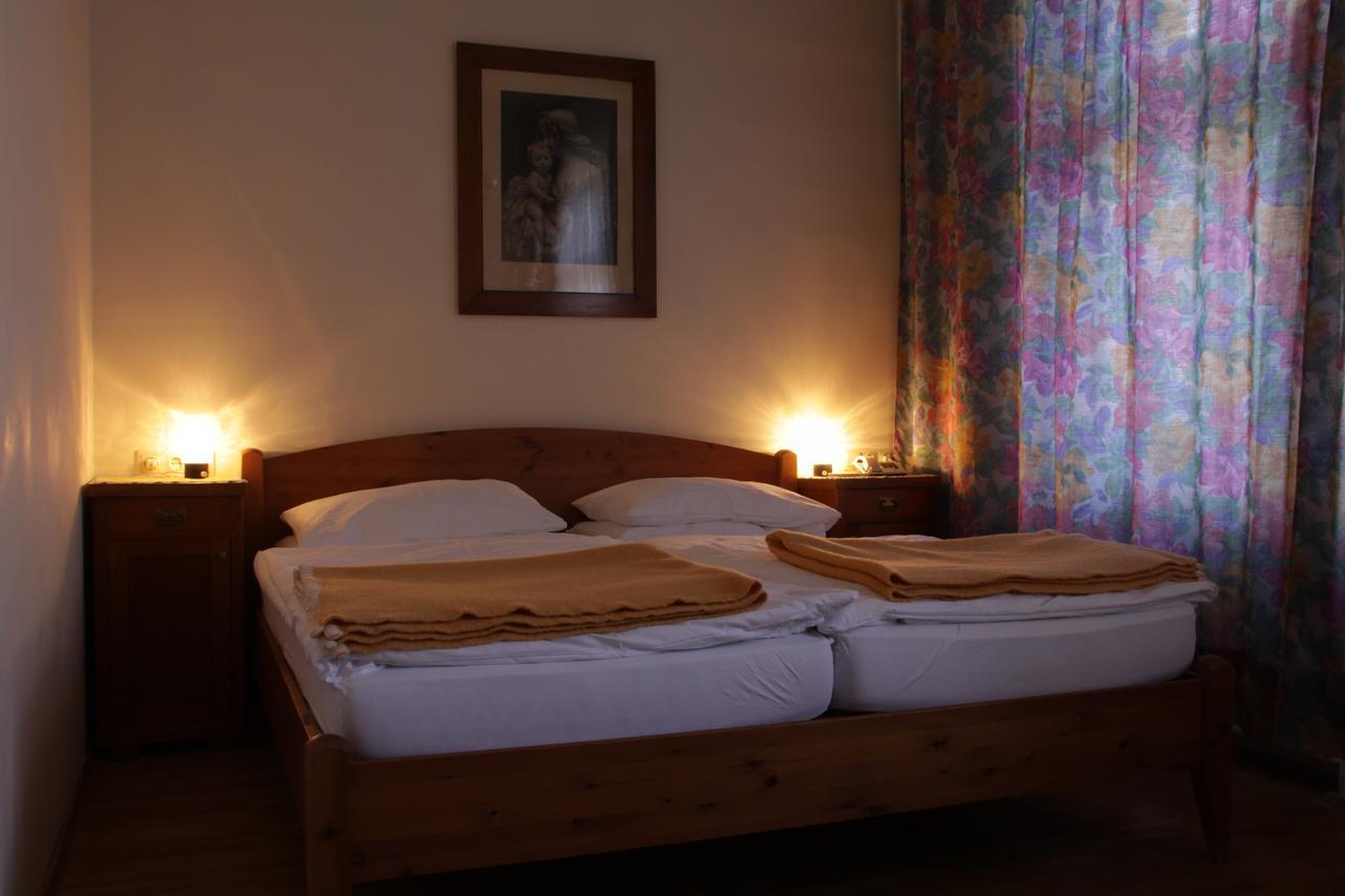 Hotel Restaurant Wachauerhof Spitz an der Donau Екстер'єр фото